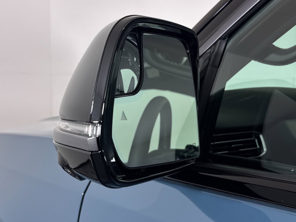 New 2026 Jeep Grand Wagoneer L Summit image 31