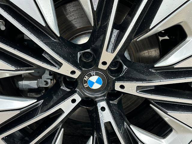 Certified 2024 BMW 540i xDrive image 33