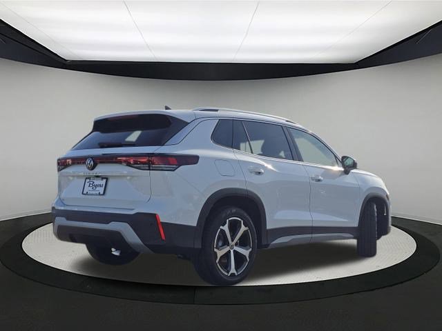 New 2026 Volkswagen Tiguan SE image 7