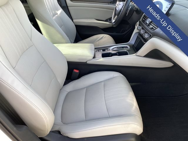 Used 2018 Honda Accord Touring image 14