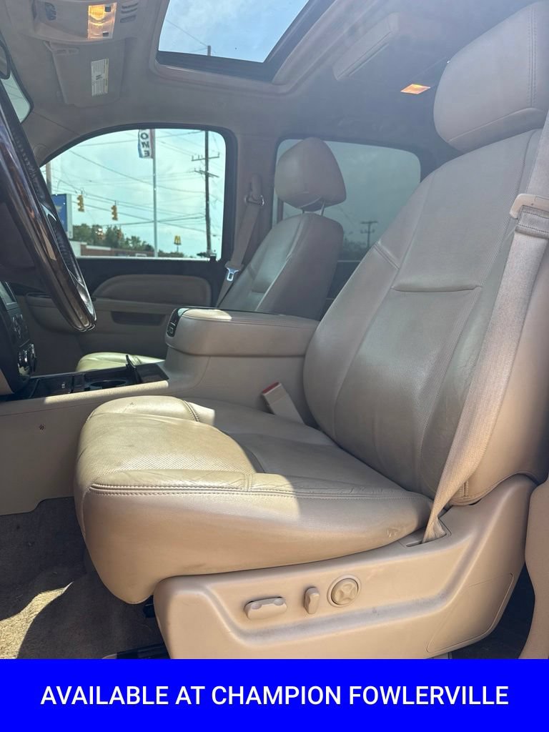 Used 2014 GMC Yukon XL Denali AWD/4WD image 13