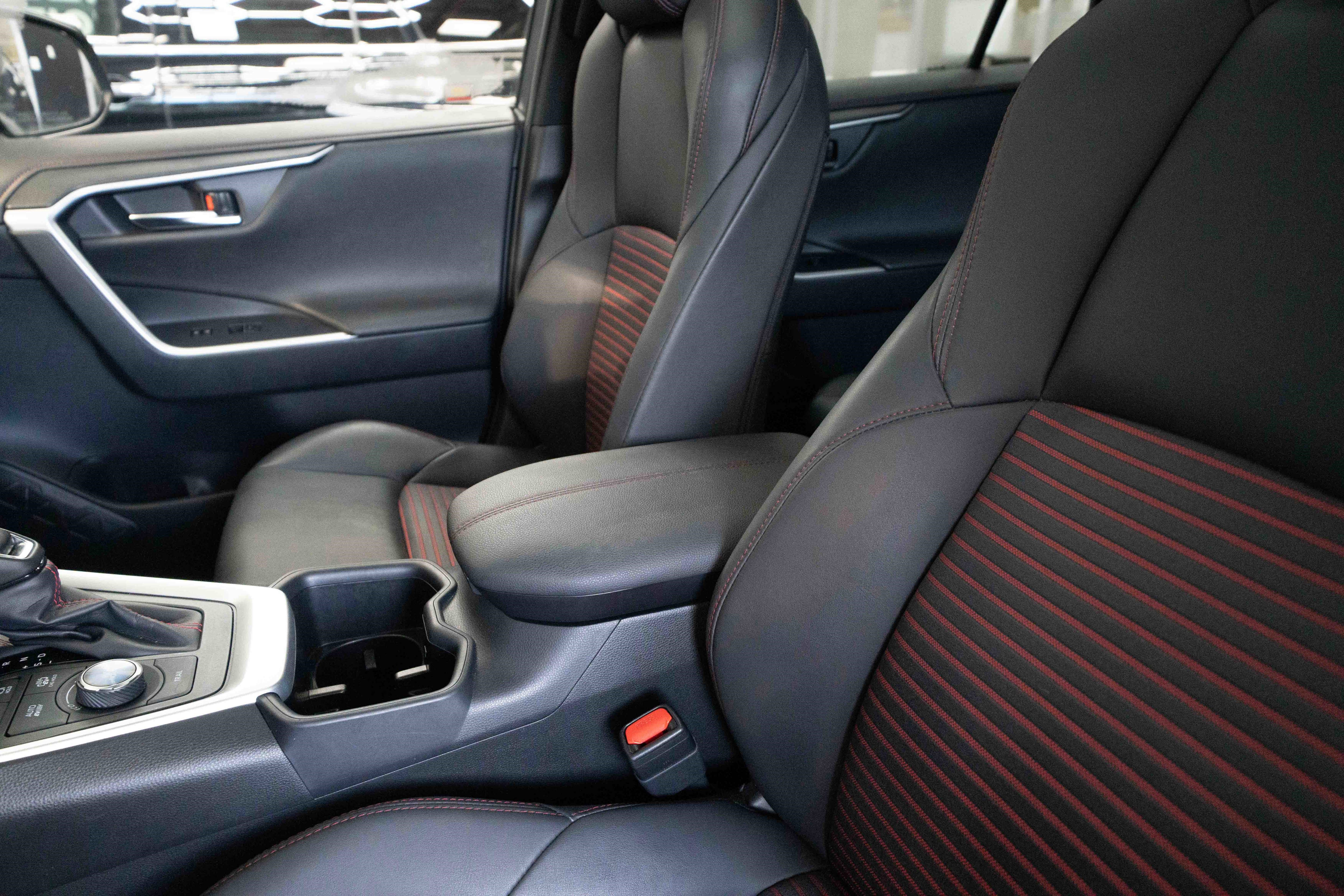 Used 2023 Toyota RAV4 XSE image 11