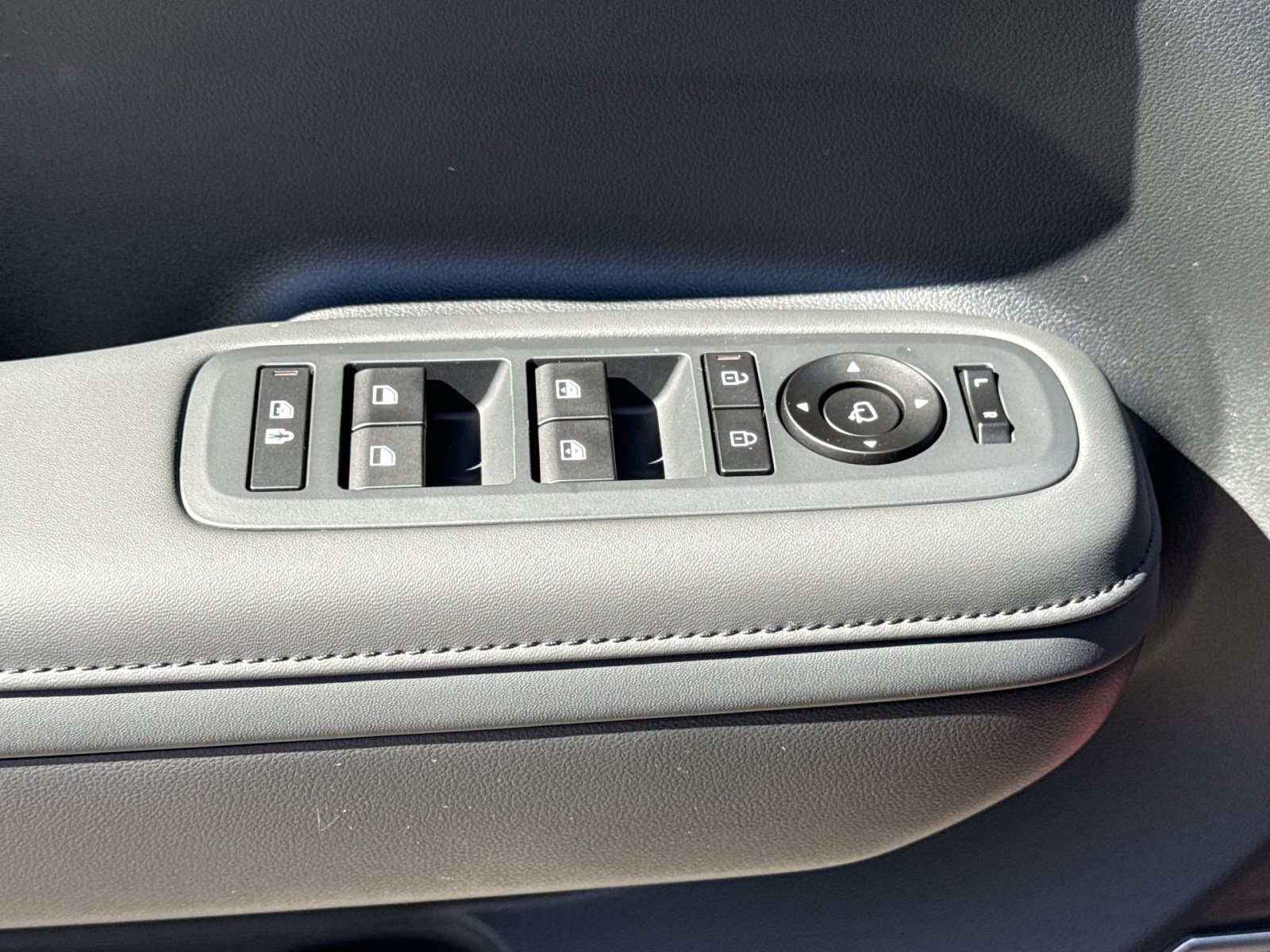 New 2027 Hyundai Santa Fe Limited AWD/4WD image 15