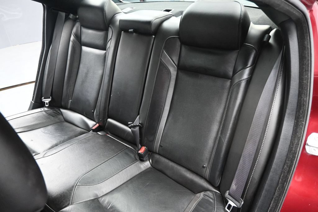 Used 2020 Dodge Charger SXT w/ Leather Interior Group RWD image 14