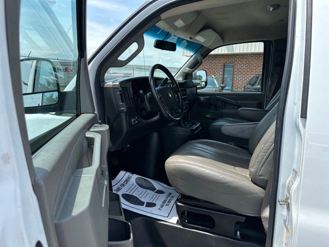 Used 2022 Chevrolet Express 2500 w/ Driver Convenience Package RWD image 14