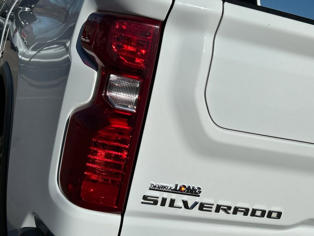 Used 2024 Chevrolet Silverado 2500 Custom w/ Custom Value Package image 29