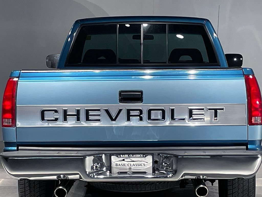 Used 1992 Chevrolet Silverado 1500 2WD Regular Cab image 32