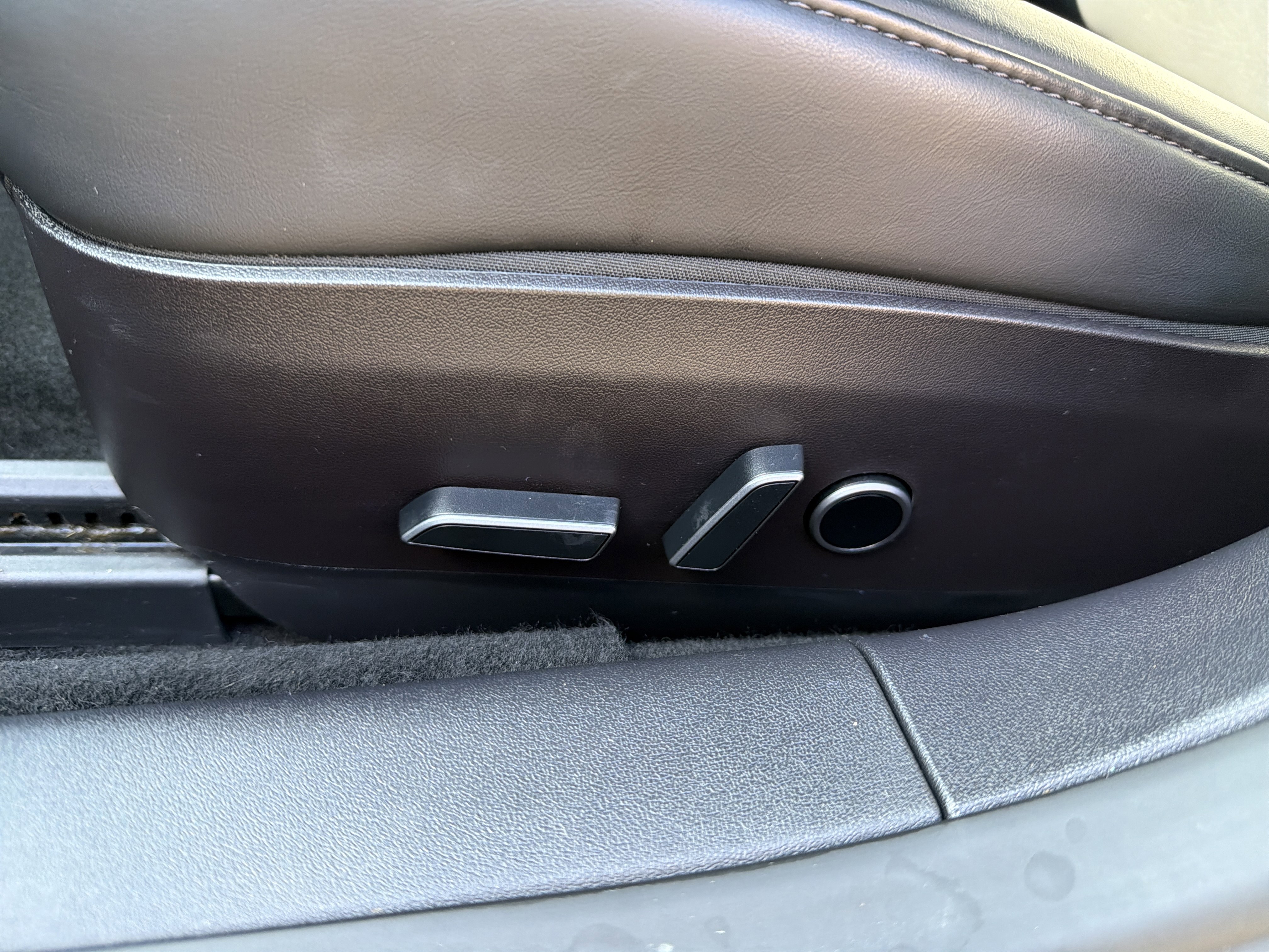 Used 2023 Tesla Model 3 Performance image 15