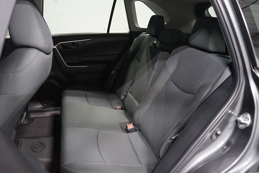 Certified 2022 Toyota RAV4 LE image 26