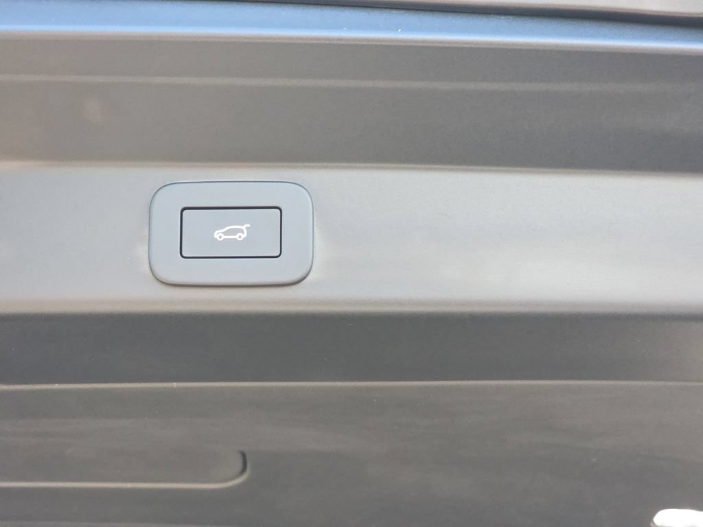 New 2026 Land Rover Range Rover Sport Dynamic SE AWD/4WD image 13