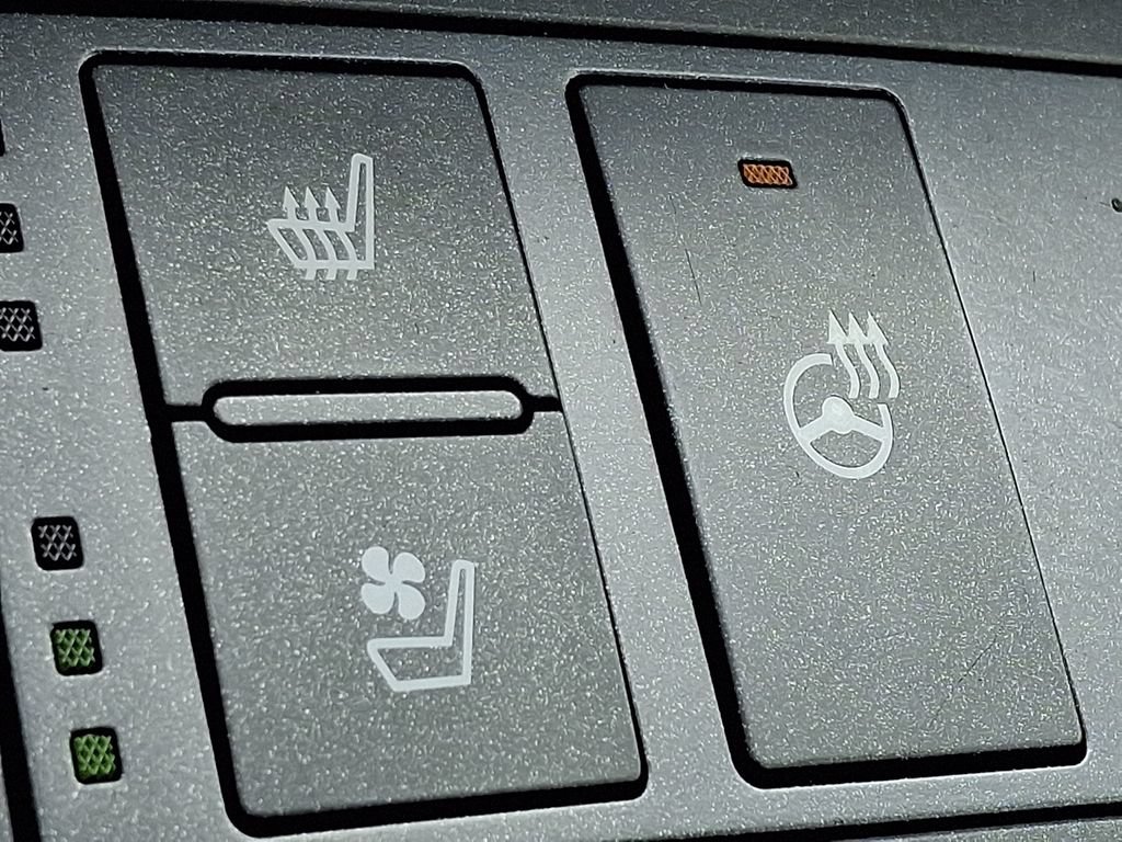 Used 2025 Lexus IS 350 F Sport w/ Accessory Package AWD/4WD image 24