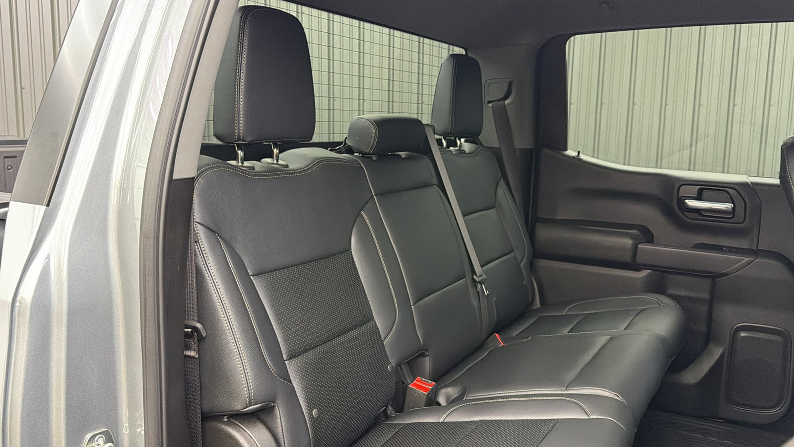 Used 2026 Chevrolet Silverado 1500 Custom Trail Boss w/ Dark Appearance Package AWD/4WD image 38