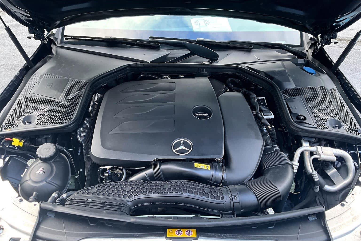 Used 2021 Mercedes-Benz C 300 Sedan image 32