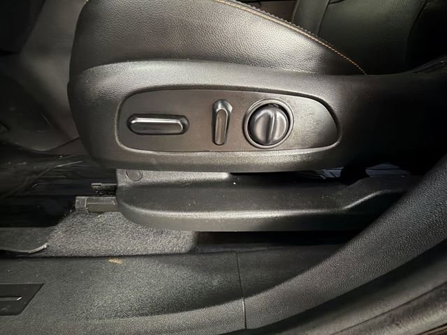 Certified 2020 GMC Terrain SLT w/ Preferred Package AWD/4WD image 12