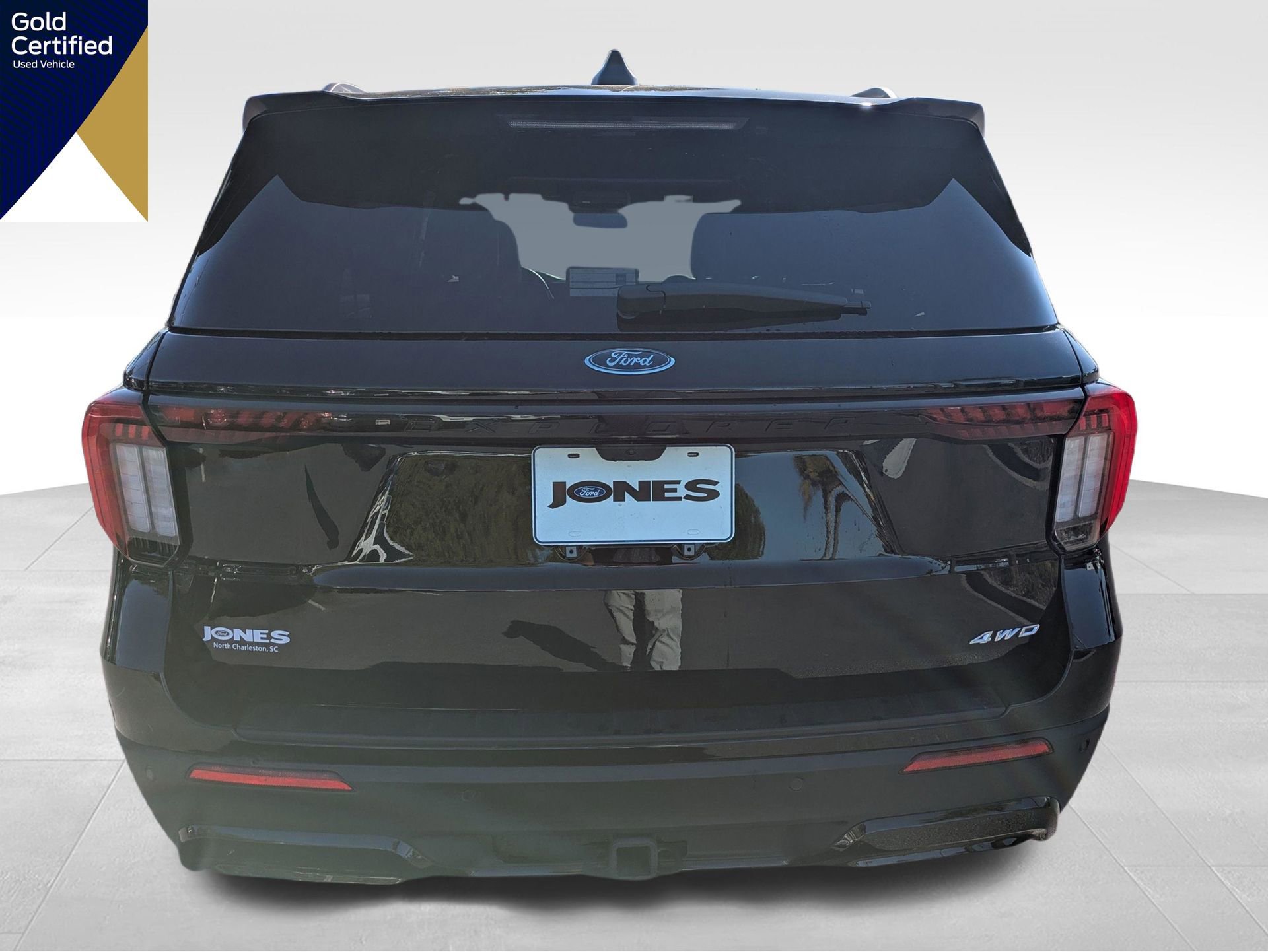 Certified 2025 Ford Explorer ST-Line AWD/4WD image 8