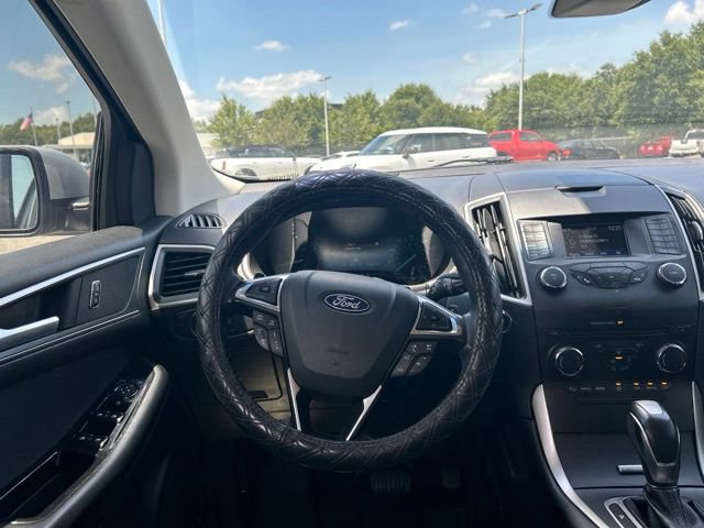 Used 2018 Ford Edge SEL w/ Ford Safe & Smart Package FWD image 20