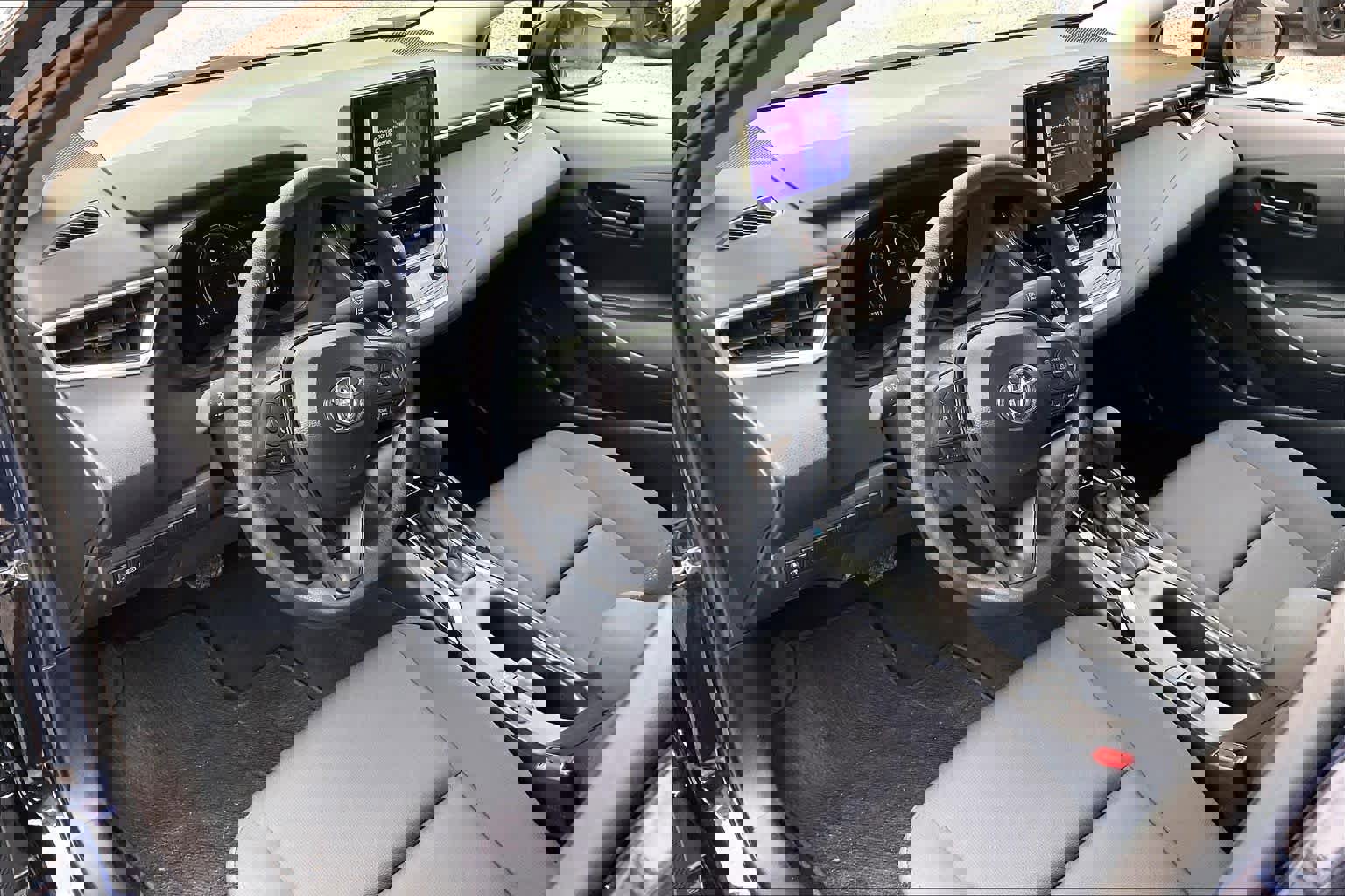 Used 2026 Toyota Corolla LE image 16