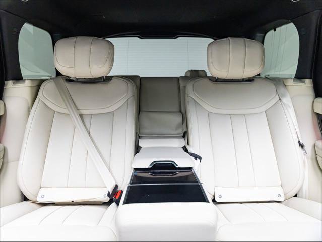 New 2026 Land Rover Range Rover Long Wheelbase Autobiography AWD/4WD image 21