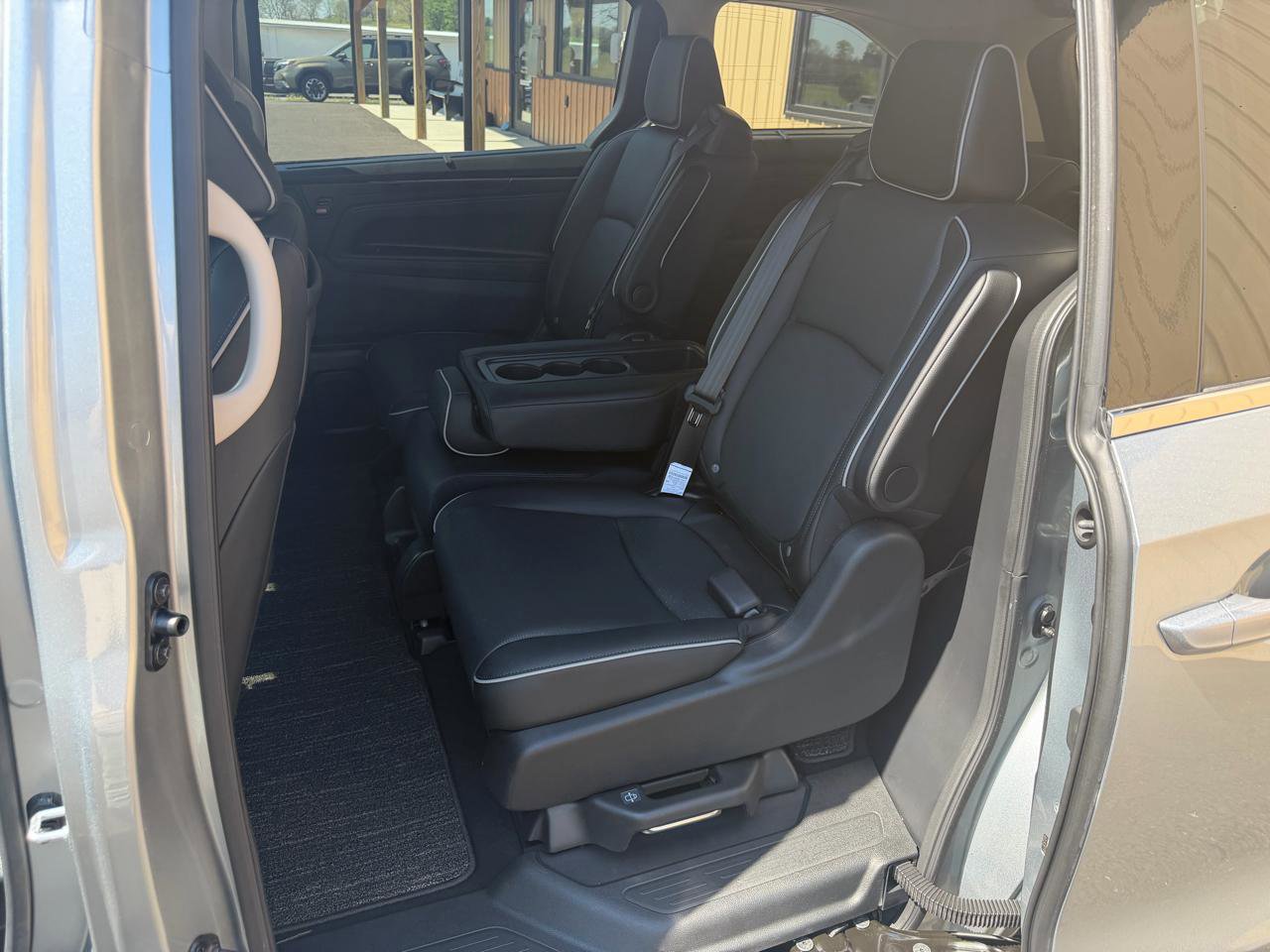 Used 2025 Honda Odyssey Elite image 10