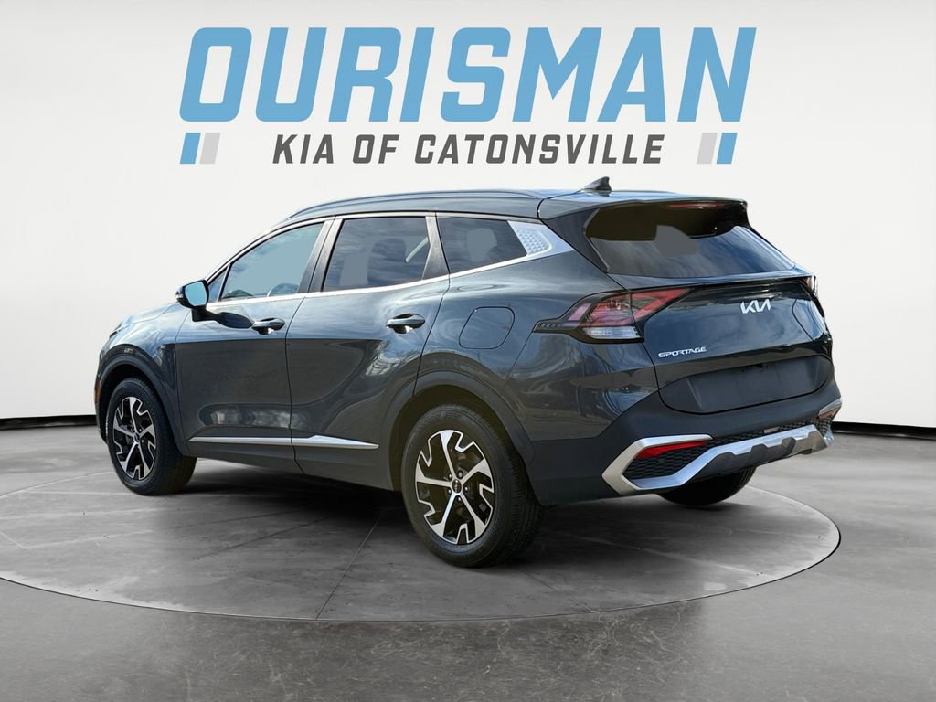 Used 2023 Kia Sportage EX image 4