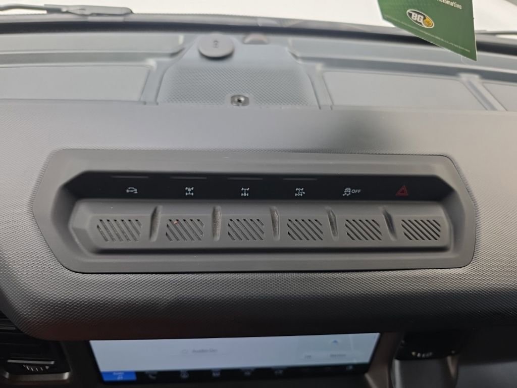 Used 2025 Ford Bronco Badlands AWD/4WD image 7