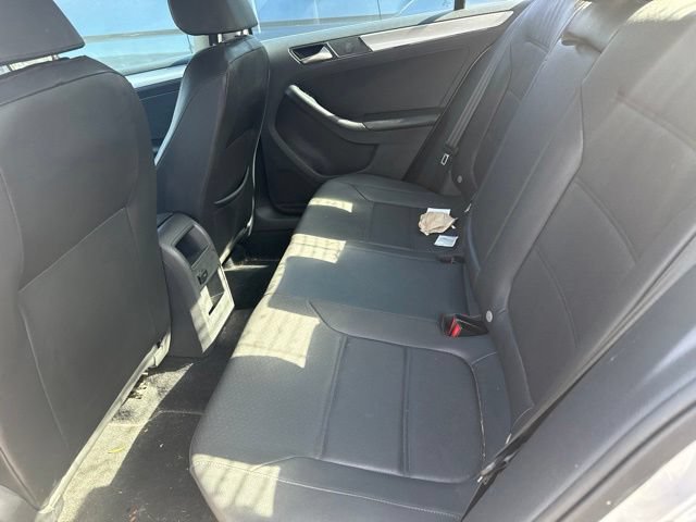 Used 2015 Volkswagen Jetta SE FWD image 5