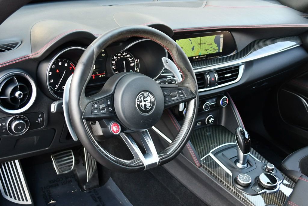 Used 2018 Alfa Romeo Stelvio Quadrifoglio w/ Driver Assist Dynamic Package image 44