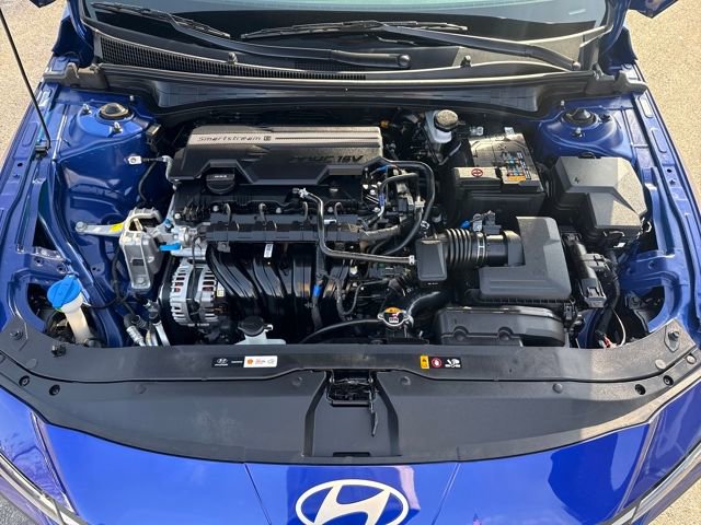 Used 2025 Hyundai Elantra Sport image 22