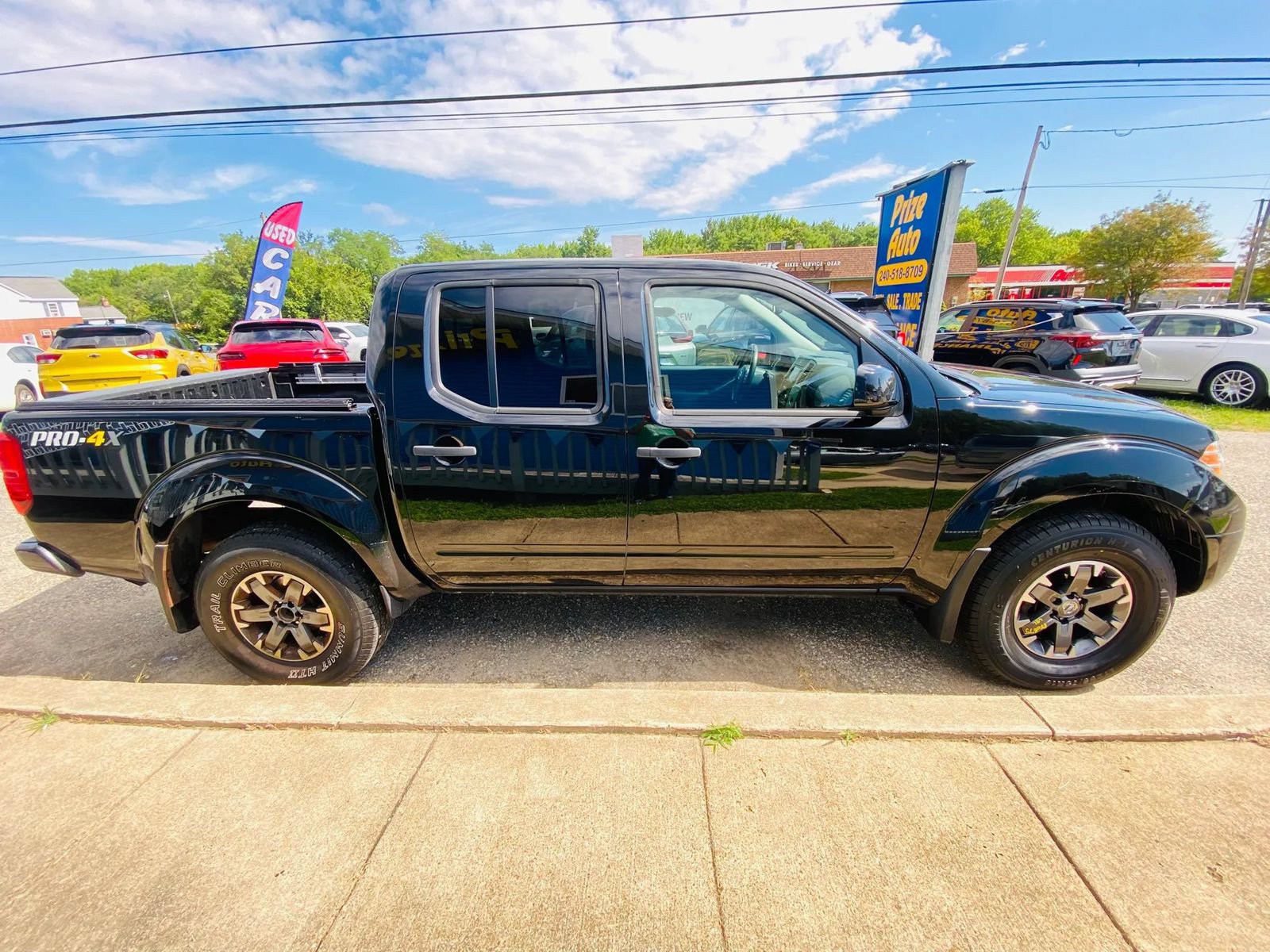 Used 2018 Nissan Frontier PRO-4X AWD/4WD image 6
