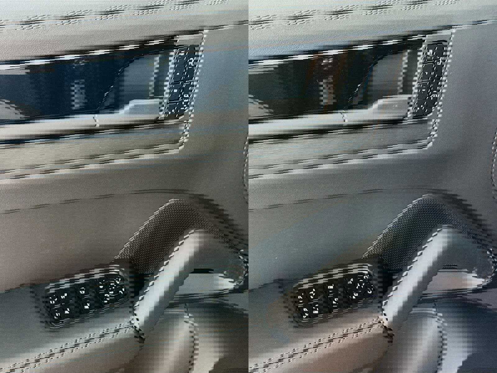 New 2026 Porsche Cayenne GTS image 14