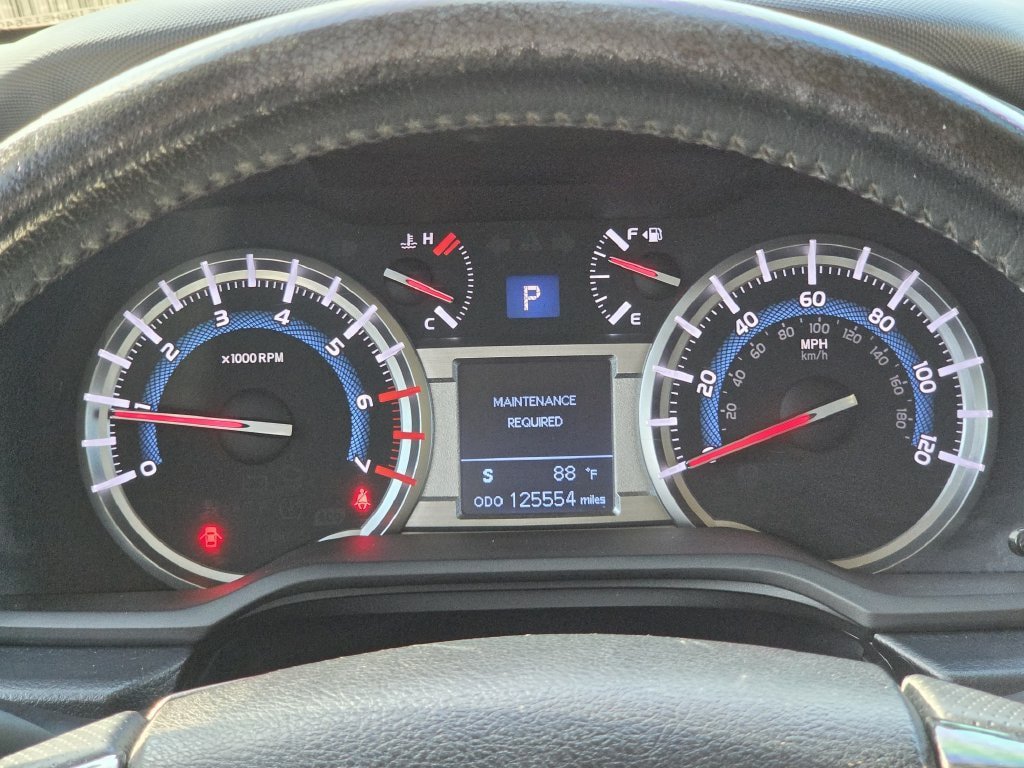 Used 2017 Toyota 4Runner SR5 RWD image 15
