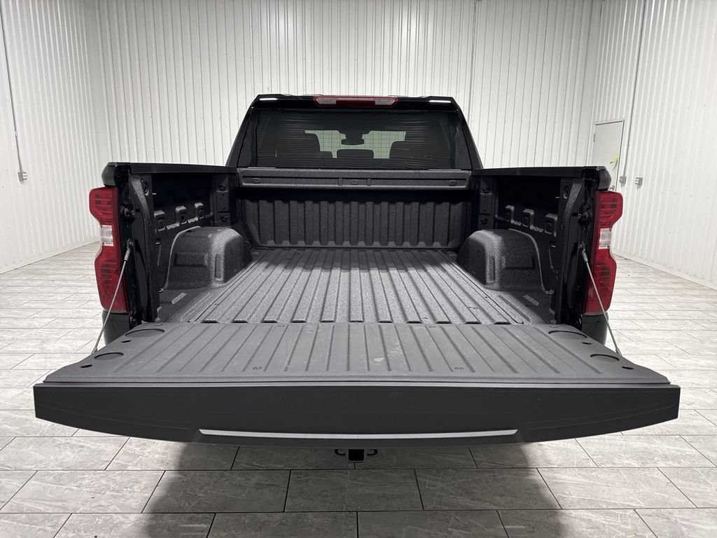 New 2026 Chevrolet Silverado 1500 Custom w/ Turbomax Blackout Package AWD/4WD image 27