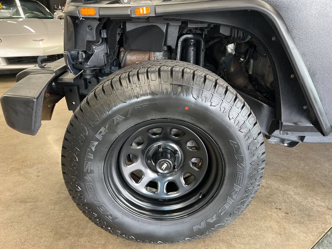 Used 2016 Jeep Wrangler Unlimited Sport AWD/4WD image 22