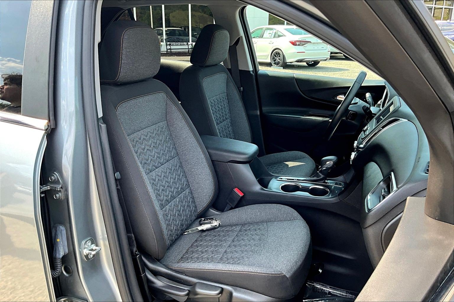 Used 2024 Chevrolet Equinox LT AWD/4WD image 7