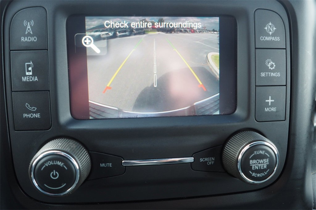 Used 2024 RAM 2500 Tradesman w/ Chrome Appearance Group image 13