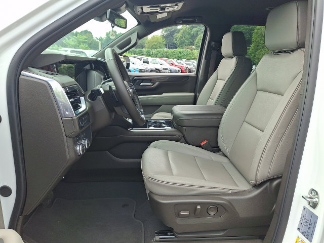 Used 2026 GMC Yukon XL Elevation AWD/4WD image 2
