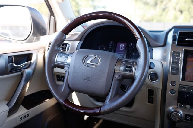 Used 2014 Lexus GX 460 w/ Premium Package image 29