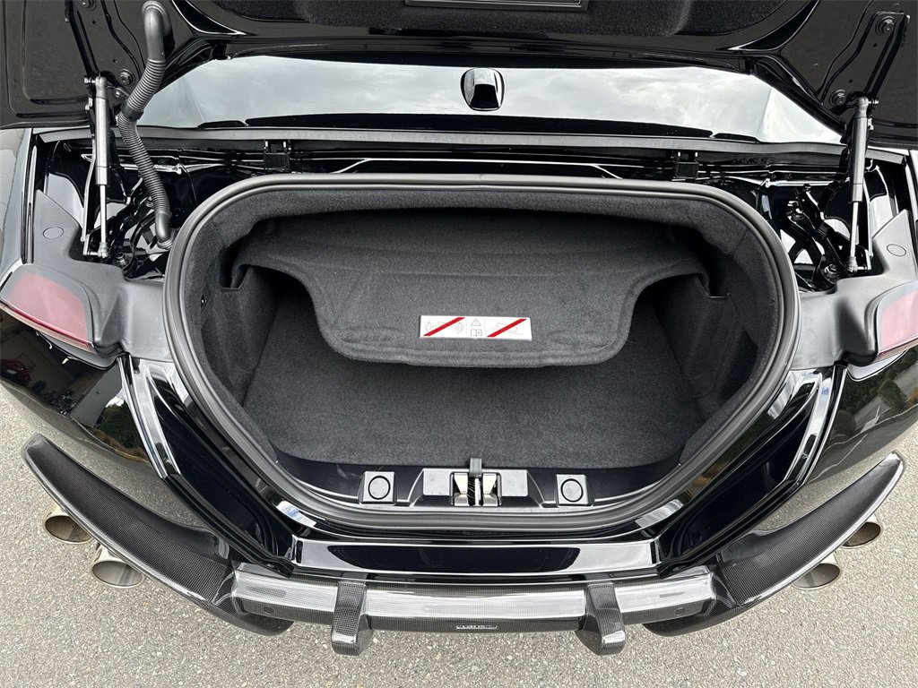 Used 2025 Ferrari Roma Spider image 23