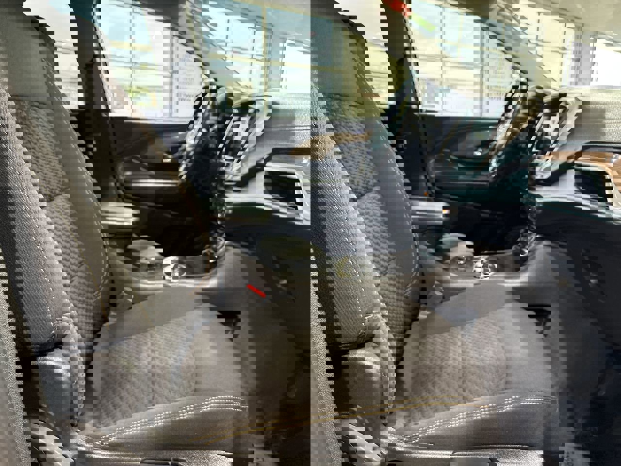 Used 2020 GMC Terrain SLE image 24