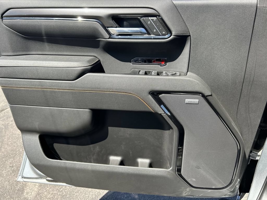 New 2026 GMC Sierra 1500 AT4 w/ AT4 Premium Package AWD/4WD image 22
