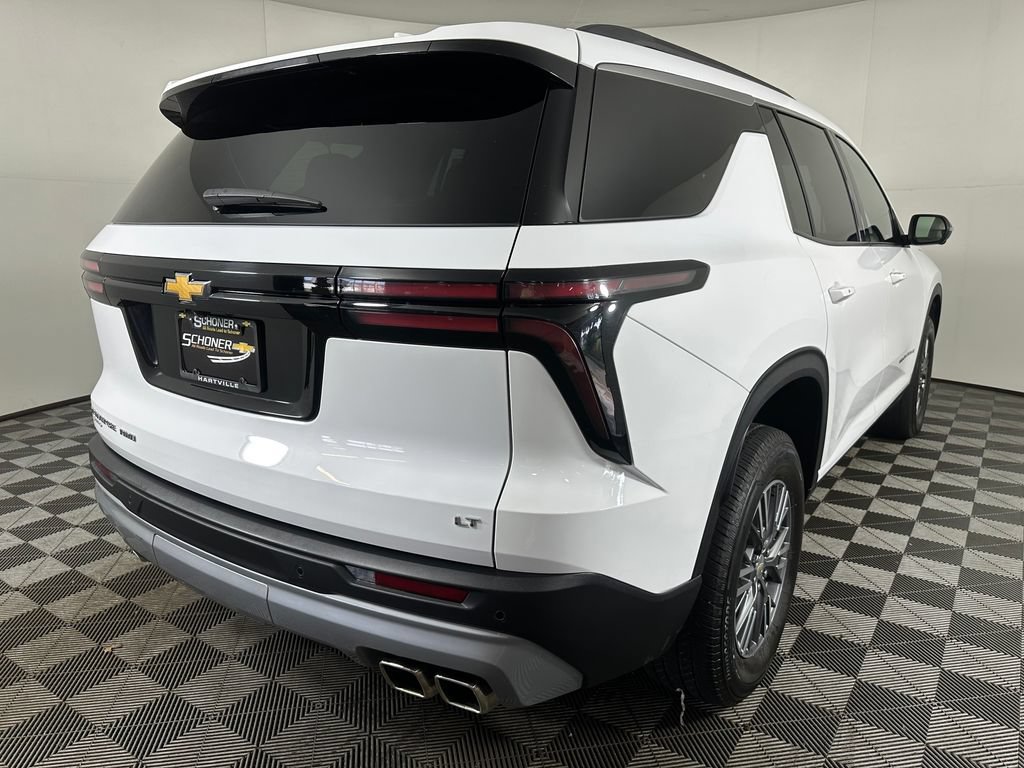 Used 2024 Chevrolet Traverse LT AWD/4WD image 5