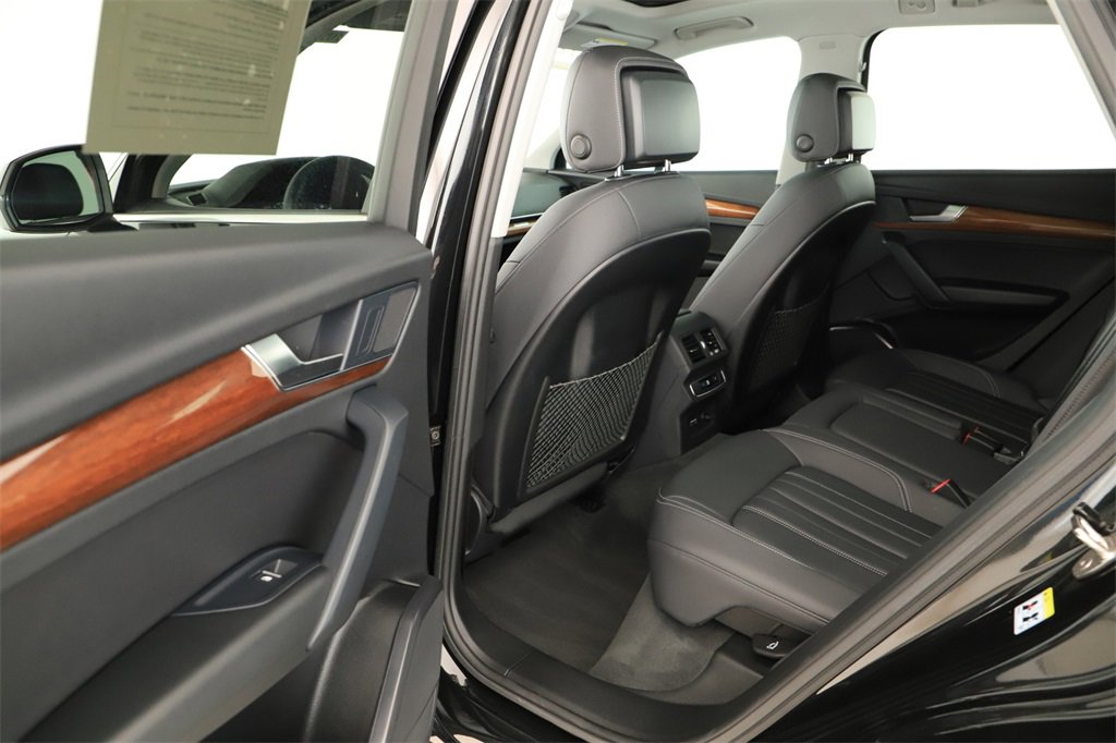 Certified 2023 Audi Q5 2.0T Premium w/ Convenience Package image 27