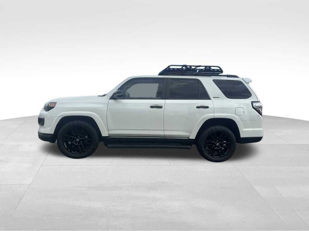 Used 2020 Toyota 4Runner SR5 image 4