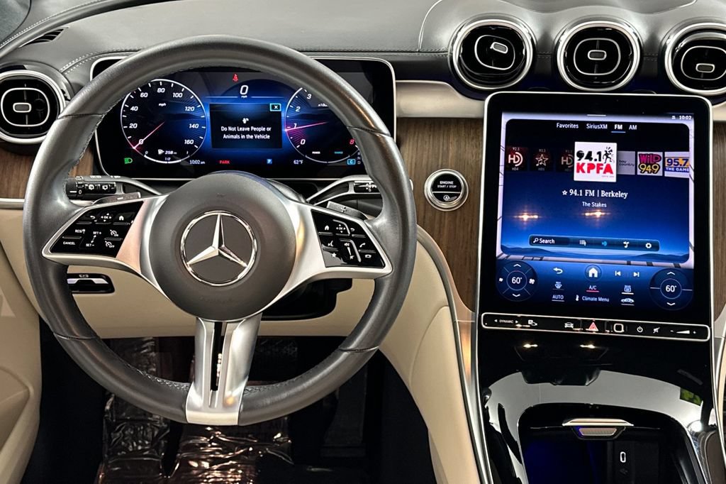 Used 2024 Mercedes-Benz GLC 300 4MATIC image 18