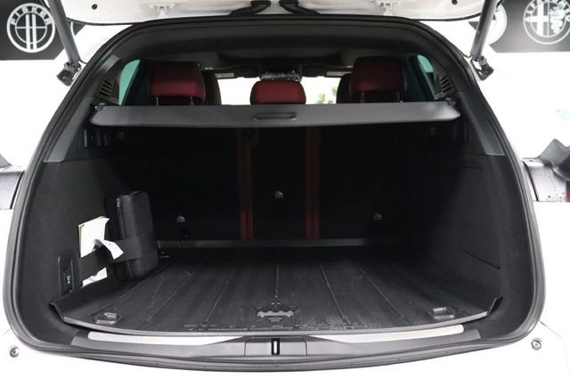 Used 2023 Maserati Grecale Modena image 24