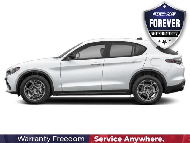 New 2025 Alfa Romeo Stelvio Sprint AWD/4WD image 16