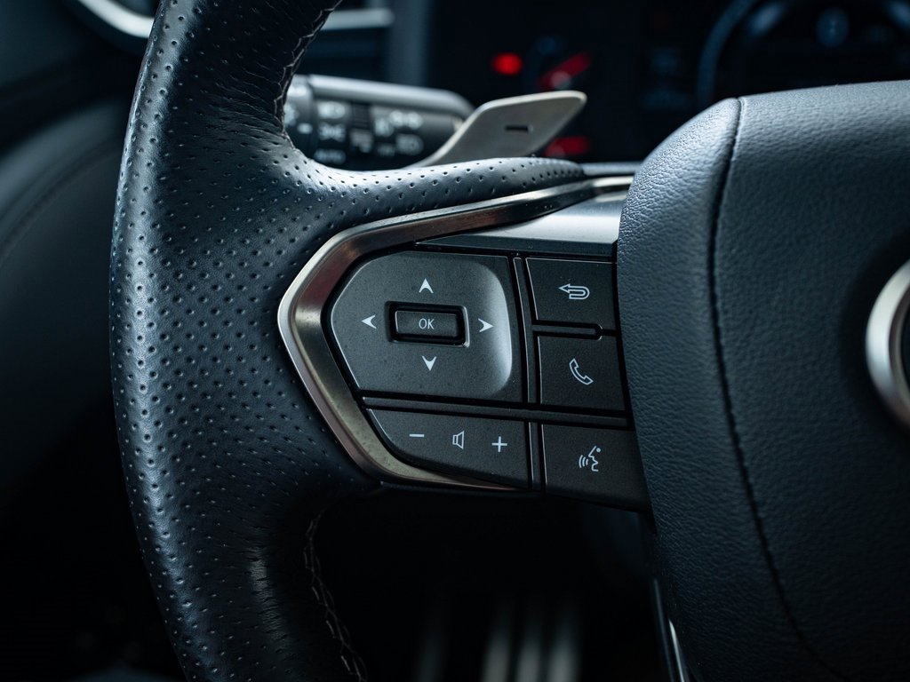 Used 2022 Lexus LX 600 F Sport image 25