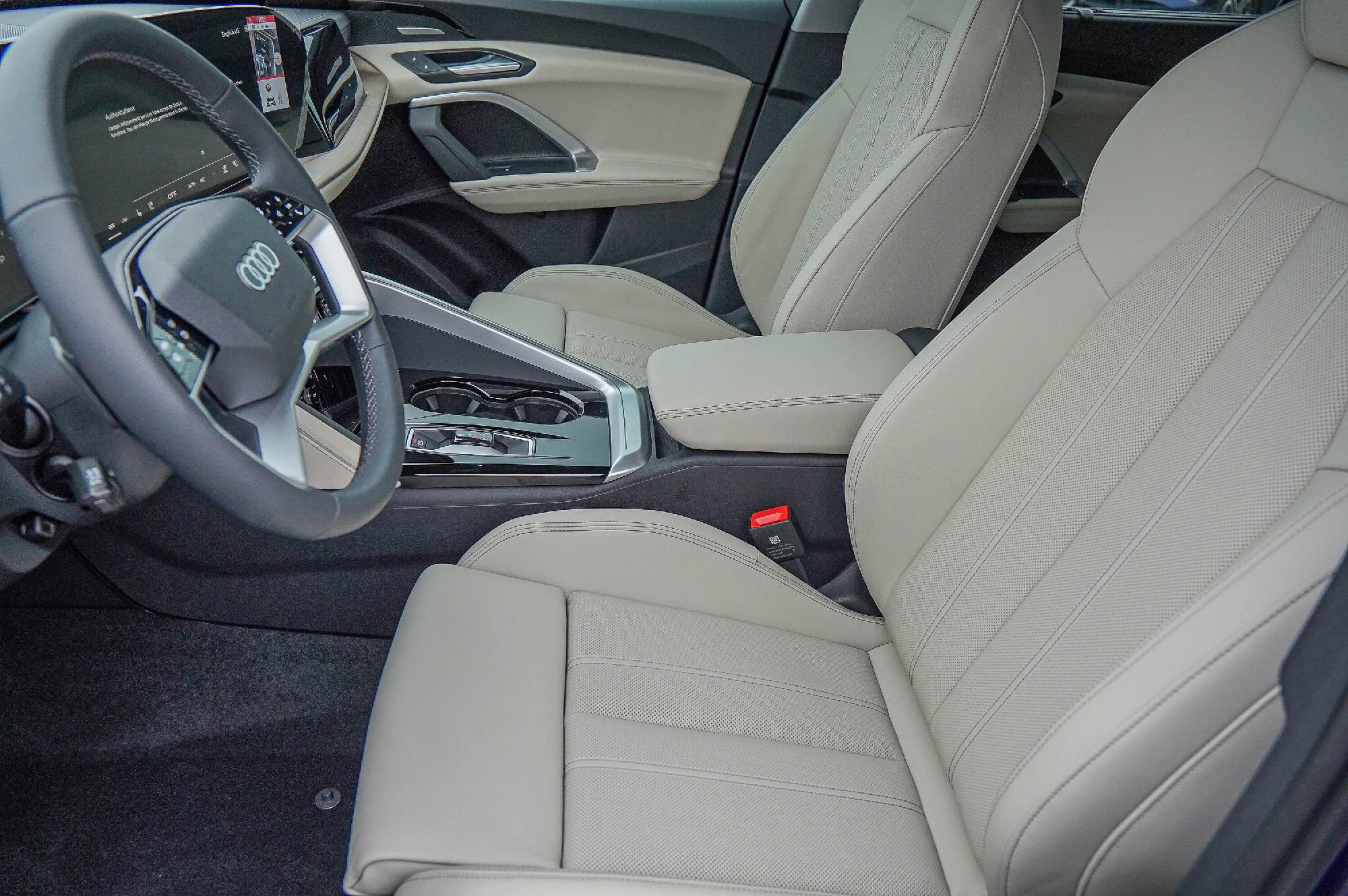 New 2025 Audi Q5 Premium Plus image 8