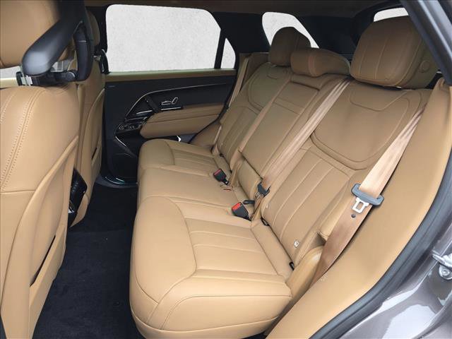 New 2026 Land Rover Range Rover Sport SE AWD/4WD image 14