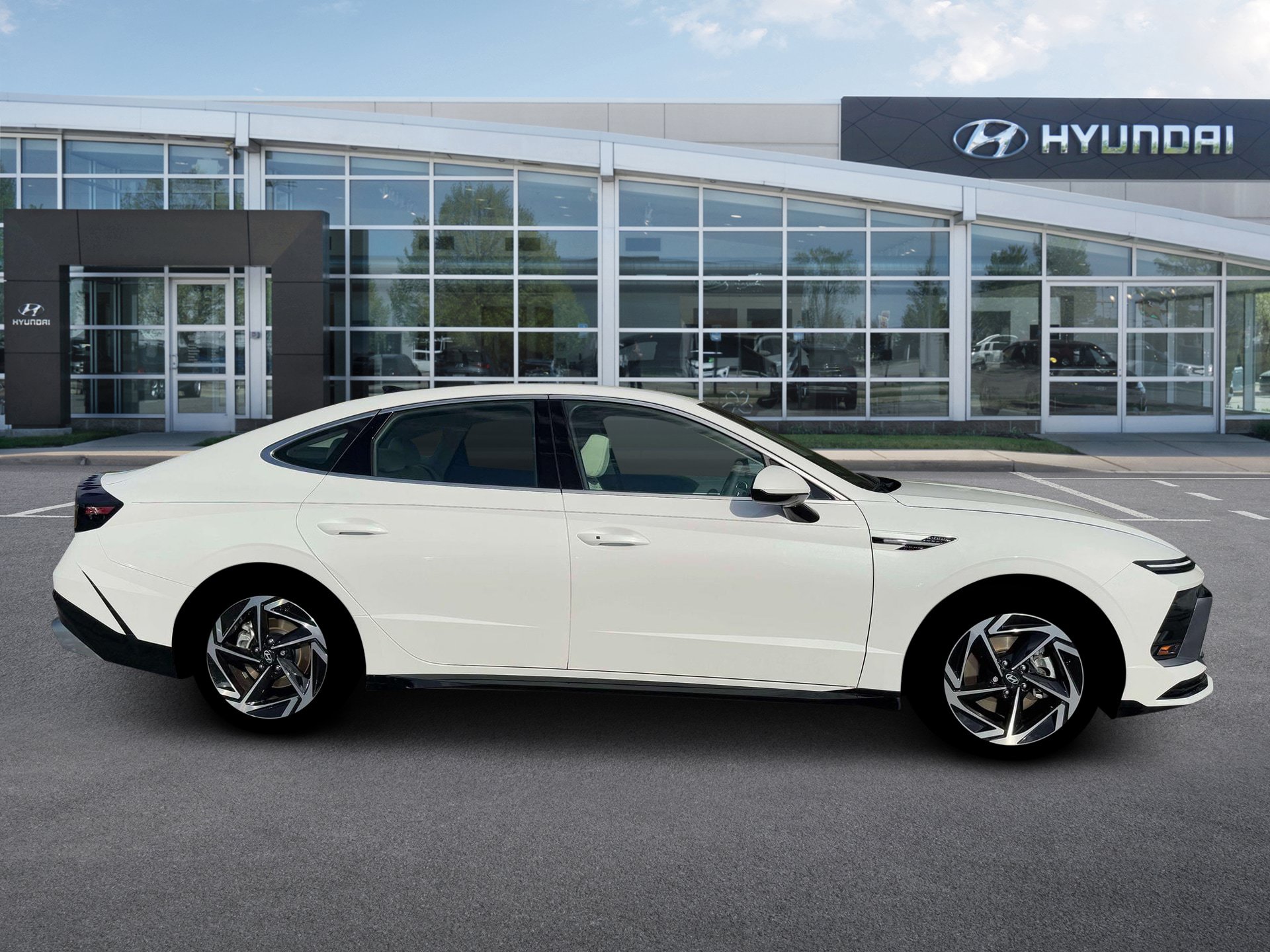 New 2026 Hyundai Sonata SEL FWD image 9